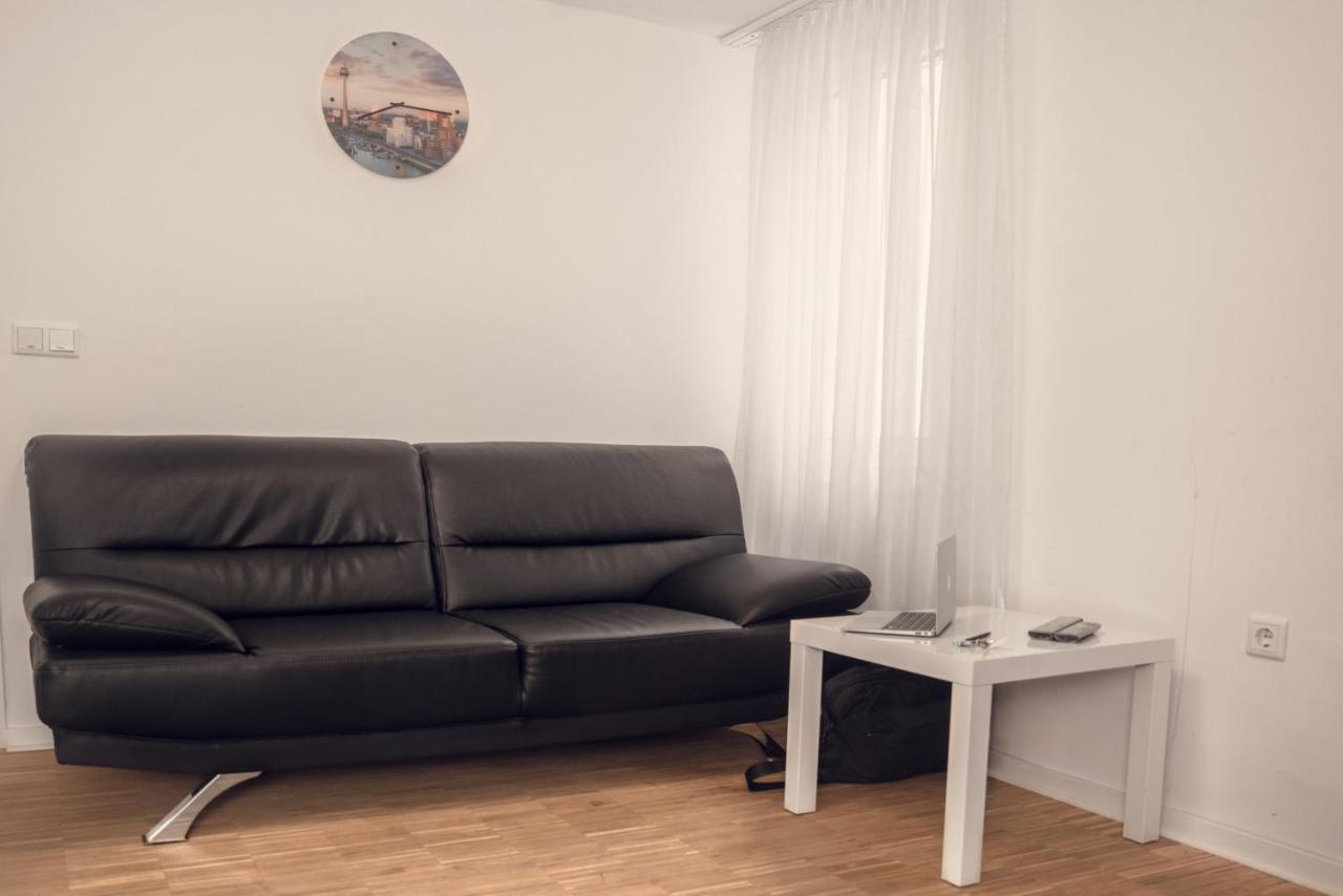 Altstadt Apartment Alisa Düsseldorf Exteriör bild